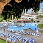 In Albatros Complex 